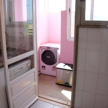 Apartment At Excellent Centrallocation.